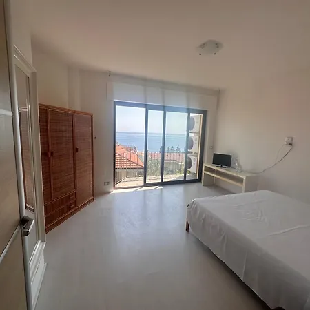 Detached That Sleeps 8 Soverato Marina