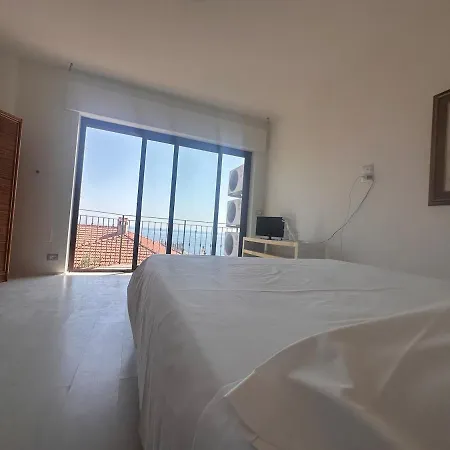Dom wakacyjny Detached That Sleeps 8 *